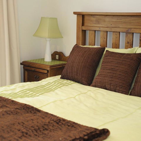 Robin Hill Retreat - Accommodation Batemans Bay 0