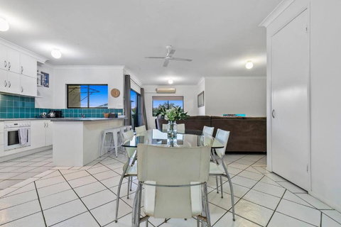 Rooftop Island Sunsets - Accommodation Batemans Bay 3