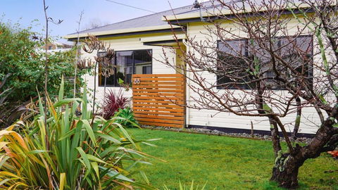 Room @ 88 - Accommodation Batemans Bay 0