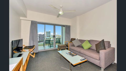 Room With Kitchen At Pandanus - Accommodation Batemans Bay 3