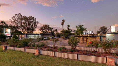 Rose City Motor Inn - Accommodation Batemans Bay 0