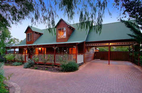 Rosewood Cottage - Accommodation Batemans Bay 2
