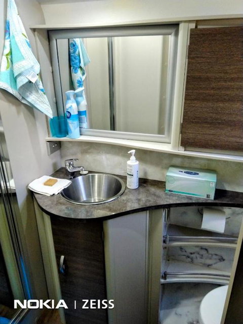RV Caravan In Rural Setting On Edge Of Town Close To AgQuip - Accommodation Batemans Bay 2