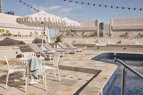 Rydges Melbourne - Accommodation Batemans Bay 1