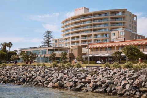 Rydges Hotel Port Macquarie - Accommodation Batemans Bay 2