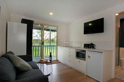 Sahara Trails Studio WiFi Air Conditioning Horse Riding And Much More - Accommodation Batemans Bay 1