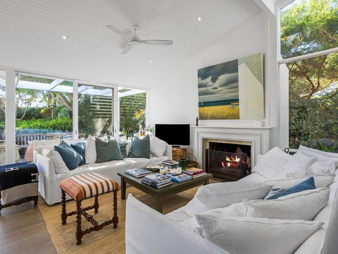 Sail Away Portsea Classic - Accommodation Batemans Bay 1