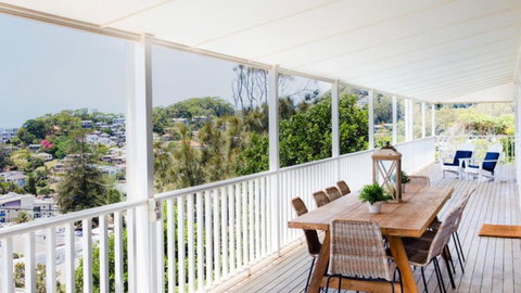 Salt Deck - The Upper Deck Accom Holiday - Accommodation Batemans Bay 3