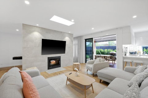 Sanctuary Of Hope By Ready Set Stay - Cowes - Accommodation Batemans Bay 1