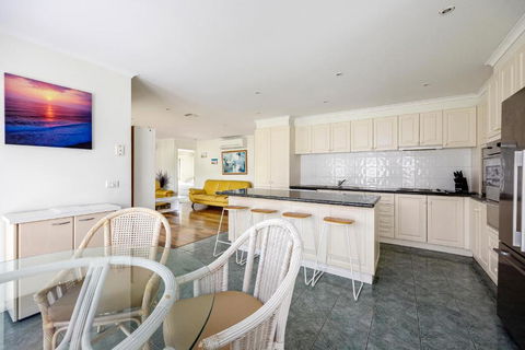 Sand And Foam - Accommodation Batemans Bay 3