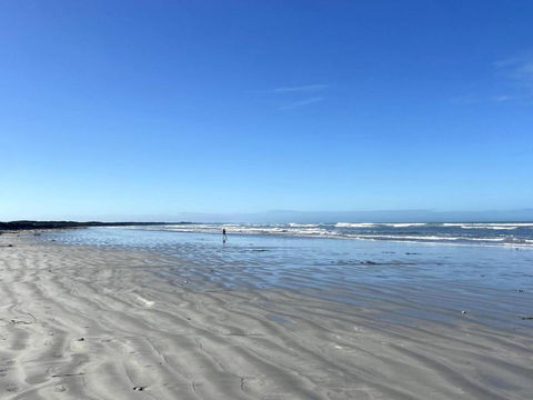 Sandy Bottoms Beach Escape - Accommodation Batemans Bay 1