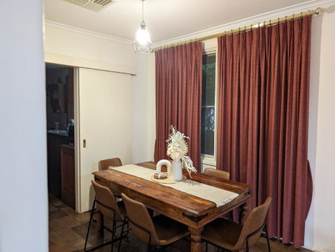 Spacious, Modern & Stylish Vacation Home - Accommodation Batemans Bay 3