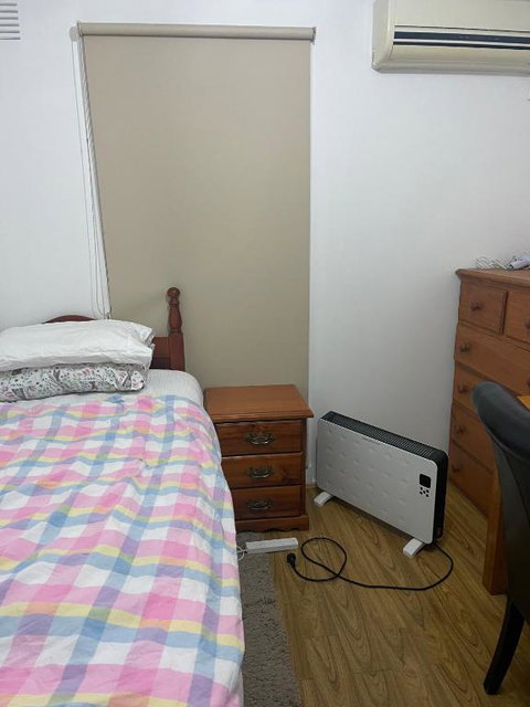 Springvale Single Room For Rent - Accommodation Batemans Bay 2