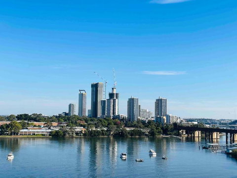 Stunning Waterfront 3 Bedroom Condo With Pool, BBQ - Accommodation Batemans Bay 1