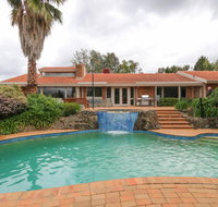 Beautiful Resort Retreat Villa in the Yarra Valley - Entertainer's delight - Accommodation Batemans Bay