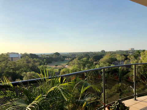 Beautiful Spacious City Apartment With Views Out To The Arafura Sea - Accommodation Batemans Bay 2