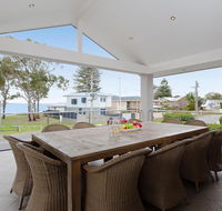 Beauty and the Beach' 88 Foreshore Drive - large home with WIFI  water views - Accommodation Batemans Bay