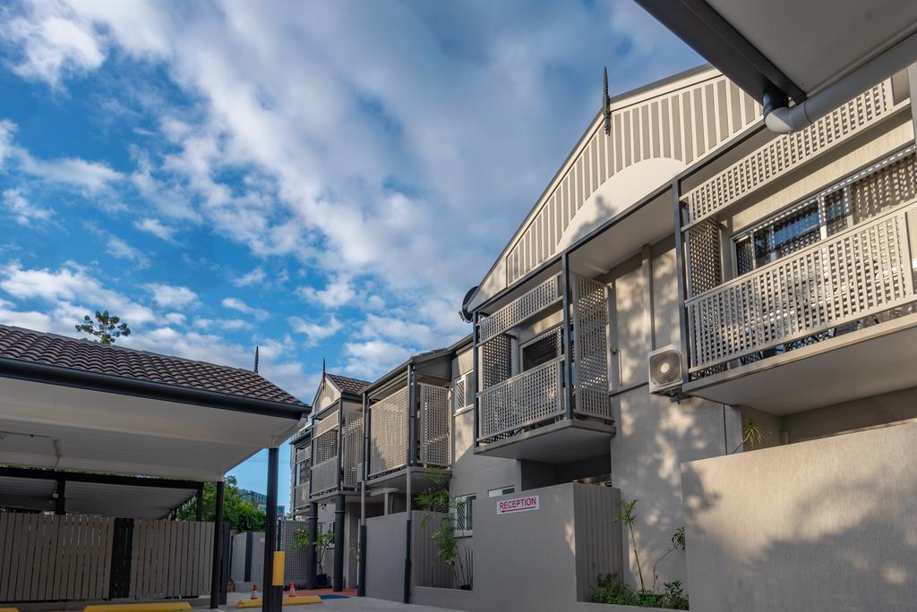 Toowong QLD Accommodation Batemans Bay