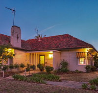 Benson House  Benson Lodge - Accommodation Batemans Bay