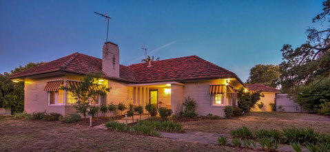 Benson House & Benson Lodge - Accommodation Batemans Bay 0