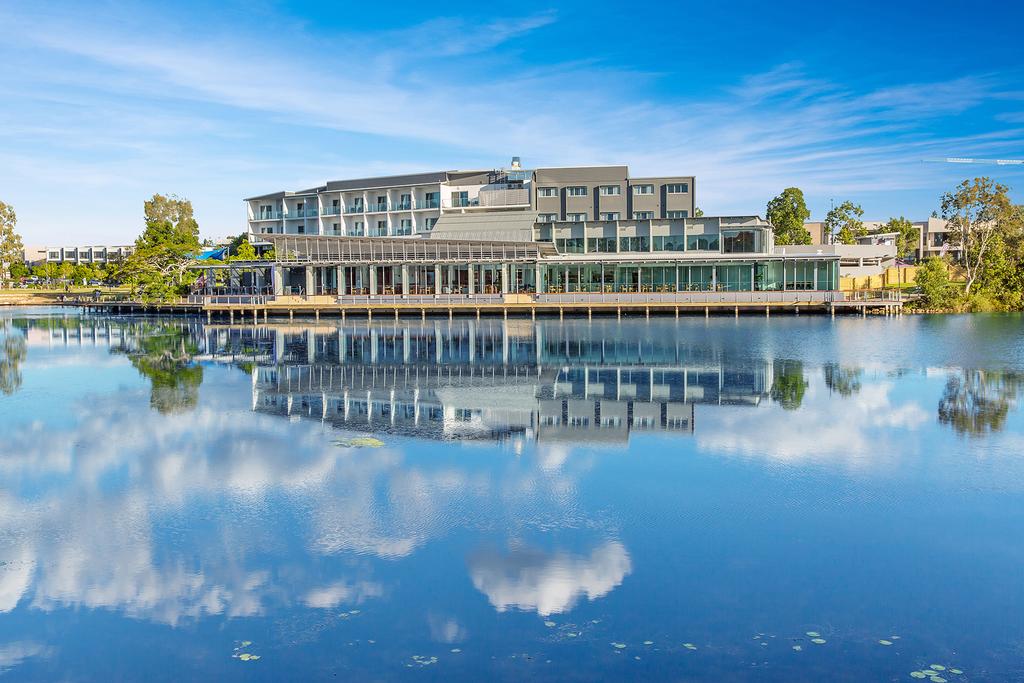 North Lakes QLD Accommodation Batemans Bay