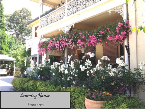 Beverley House - Accommodation Batemans Bay 0