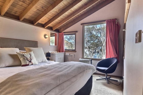 Bindi - Alpine Getaways's Chalet At Tower Rd - Accommodation Batemans Bay 0