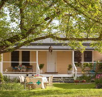 Bird House - Accommodation Batemans Bay