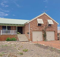 Birubi Beach House' 14 Campbell Avenue - fantastic house and close to the surf beach - Accommodation Batemans Bay