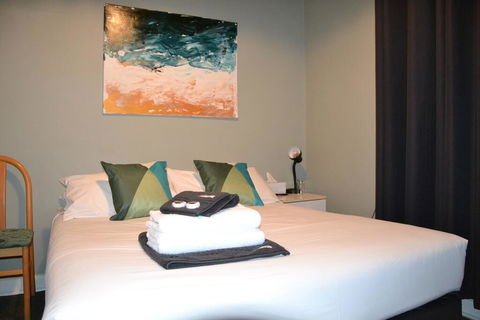 Black Diamond Lodge - Accommodation Batemans Bay 3