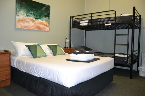 Black Diamond Lodge - Accommodation Batemans Bay 2