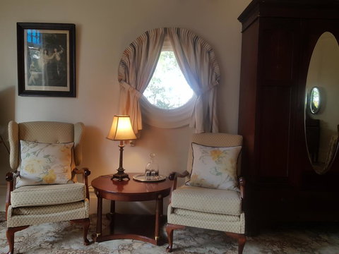 Blair Athol Boutique Hotel & Day Spa - Accommodation Batemans Bay 1