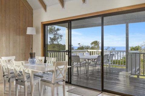 Blue Oar Beach House - Accommodation Batemans Bay 0