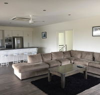 Blue Sky Apartment - Accommodation Batemans Bay