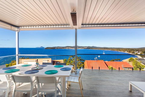Blue Water Splendour - Infinity Pool And Amazing Views!! - Accommodation Batemans Bay 2