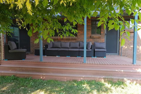 Blue Wren BnB Bathurst - Accommodation Batemans Bay 3