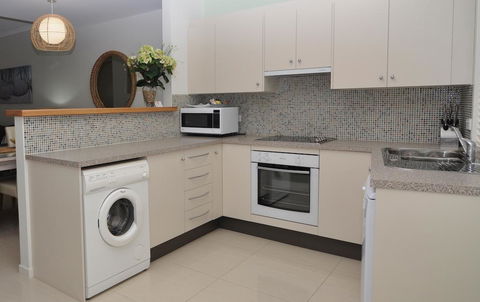 Bluedock Apartments - Accommodation Batemans Bay 2
