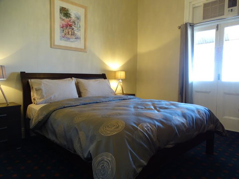 Blyth Hotel - Accommodation Batemans Bay 0