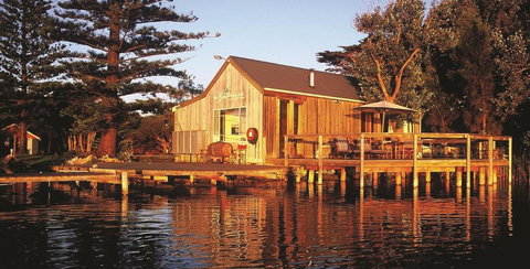 Boathouse - Birks River Retreat - Accommodation Batemans Bay 0