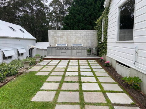 Warrane- LUXURY ESTATE WITH POOL & GUESTHOUSE - Accommodation Batemans Bay 2