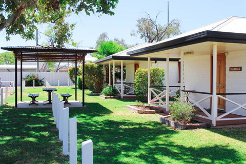 Warrego Hotel Motel Cunnamulla - Accommodation Batemans Bay 0