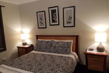 Wudinna Farm View with Accommodation Batemans Bay