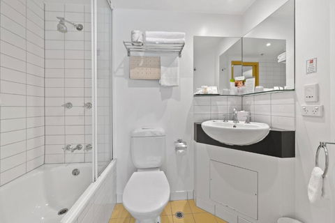 YEHS Hotel Melbourne CBD - Accommodation Batemans Bay 2