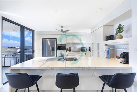 ZEN AT ARKABA 3BR Luxury Waterfront Apt Pool + BBQ - Accommodation Batemans Bay 2