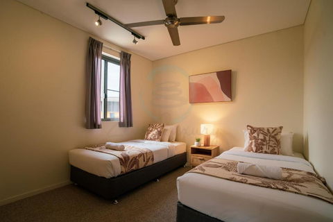 ZEN PARADISE - 2-BR Waterfront Ocean View Retreat - Accommodation Batemans Bay 1