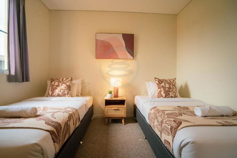 ZEN PARADISE - 2-BR Waterfront Ocean View Retreat - Accommodation Batemans Bay 3