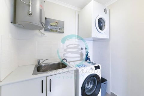 ZEN Pinnacle Penthouse (2) 3-BR Panoramic Retreat - Accommodation Batemans Bay 3