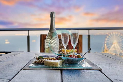 ZEN POINT PENTHOUSE 3-BR Executive W/front Retreat - Accommodation Batemans Bay 0