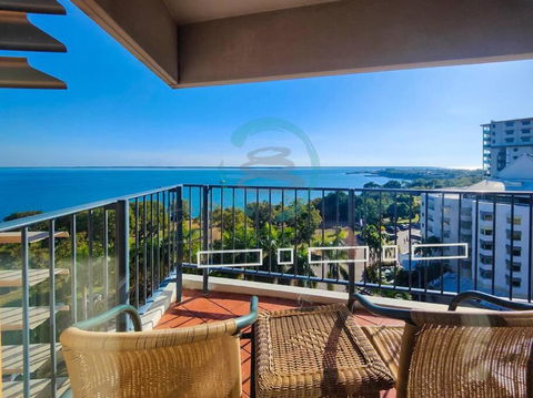 ZEN88 ESPLANADE: 1-BR Top Floor Ocean View Suite - Accommodation Batemans Bay 0