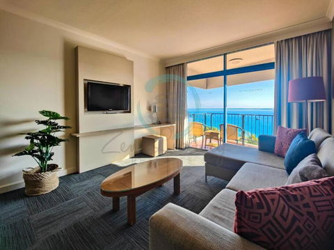 ZEN88 ESPLANADE: 1-BR Top Floor Ocean View Suite - Accommodation Batemans Bay 2